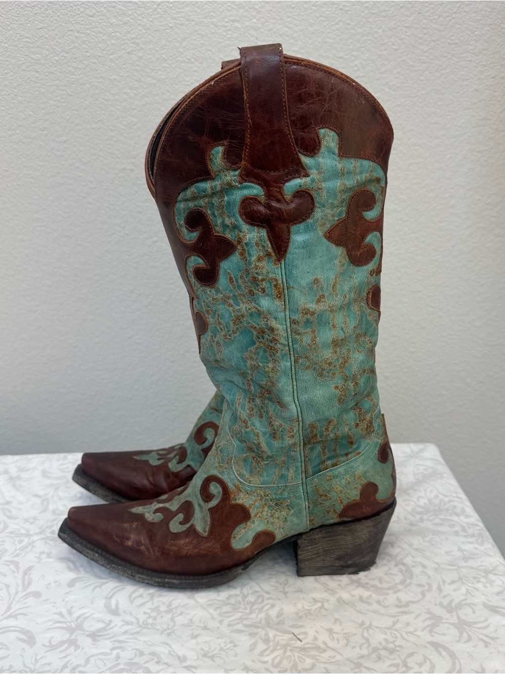 Turquoise and Brown Western Leather Heeled Boots